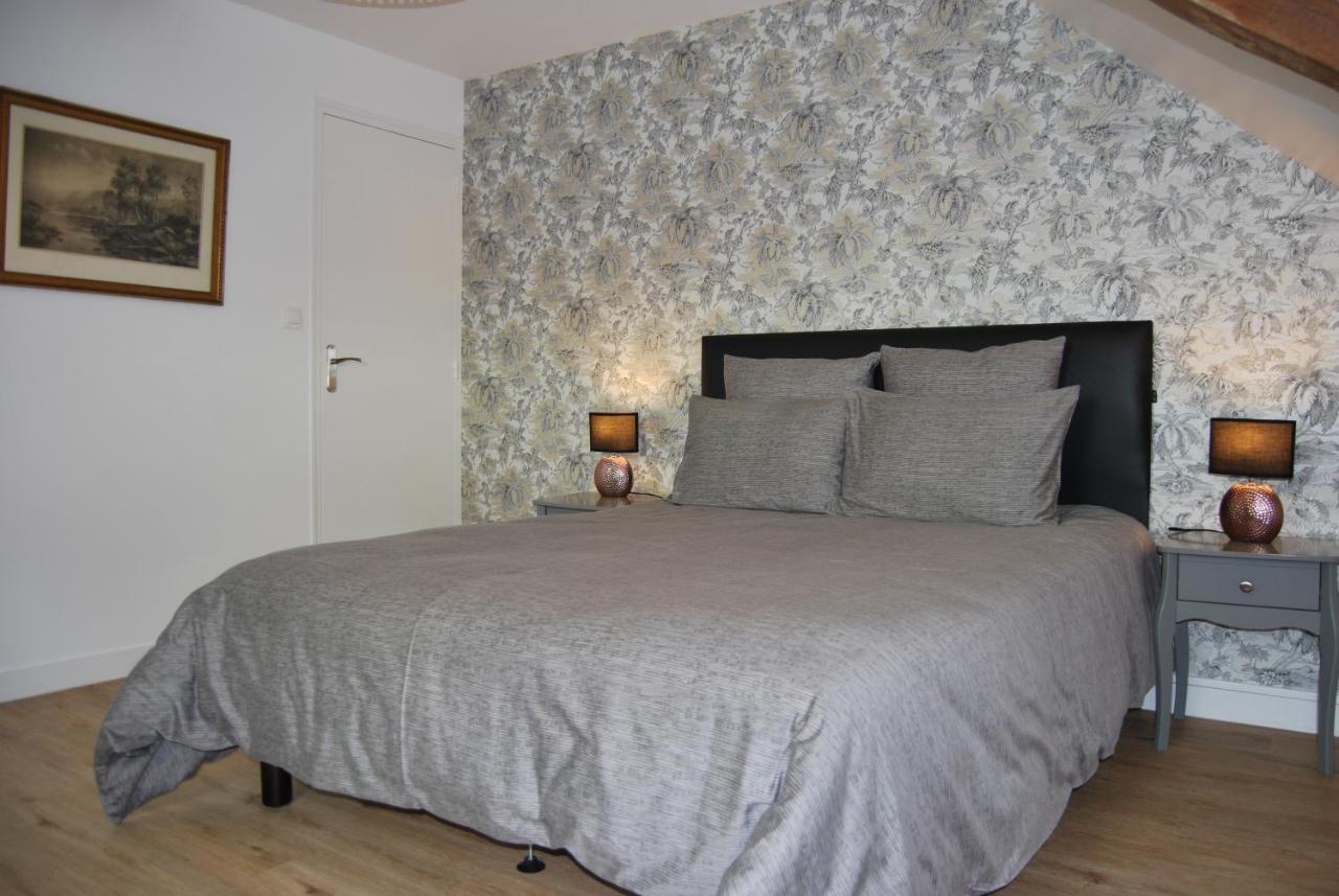 Saint-Senier-sous-Avranches Appartement Le Mesnil מראה חיצוני תמונה